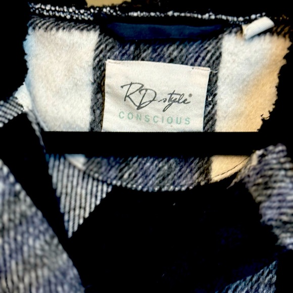 RD Flannel Jacket Small - Picture 7 of 8